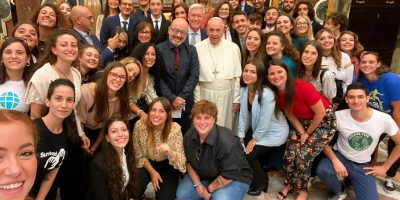 Papa Francesco con il Ministro Cingolani e i ra...