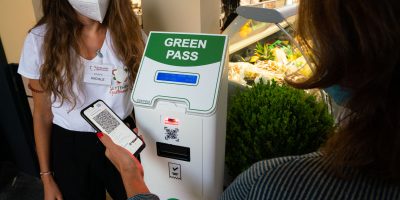 Covid, la Lega tenta il blitz anti green pass. ...