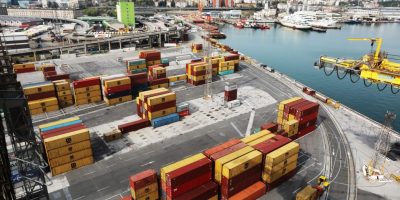 Via il Green pass o i lavoratori del porto di T...