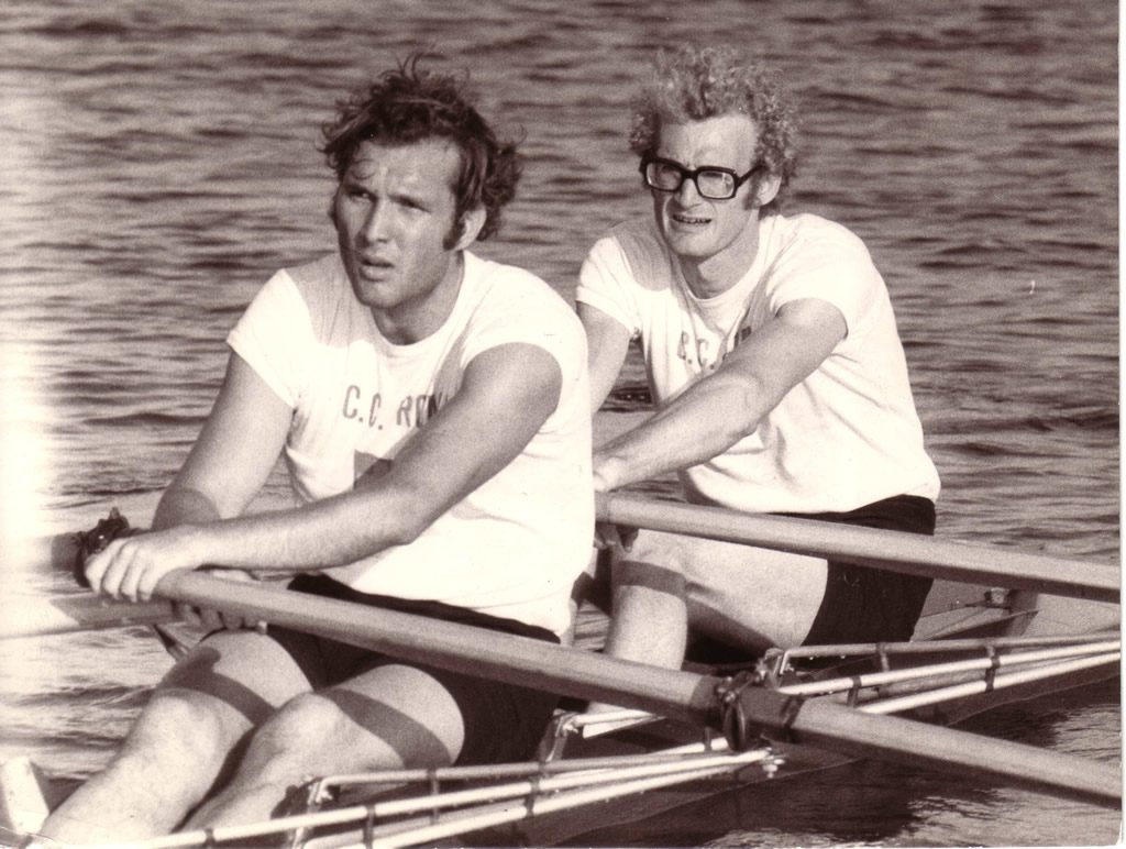 Il doppio del Circolo Canottieri Roma formato da Giampiero Galeazzi e Giuliano Spingardi campioni italiani assoluti di canottaggio nel 1968 (Wikipedia)