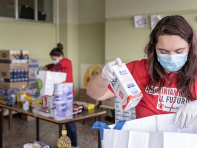 Save The Children, in Italia 1 minore su 7 vive in povertà assoluta