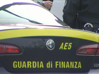 Napoli, arrestate 11 persone appartenenti ad un’associazione criminale italo-albanese