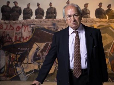 Riccardo Ehrman, addio al giornalista che fece crollare il muro di Berlino