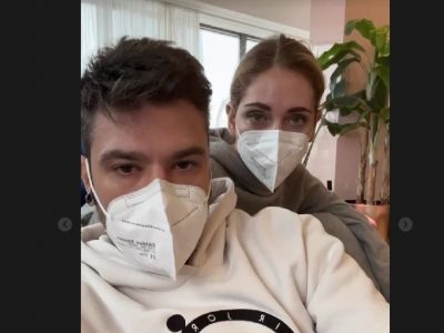 Video: Fedez e Chiara Ferragni positivi al Covid, l’annuncio è social