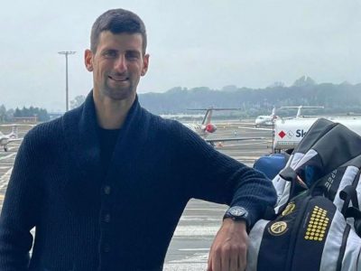 Esenzione per Djokovic: va agli Australian Open anche senza vaccino