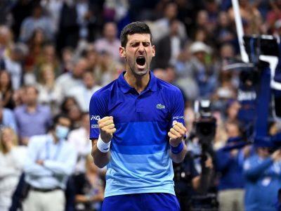 Djokovic vince la battaglia legale contro l’Australia e riottiene il visto