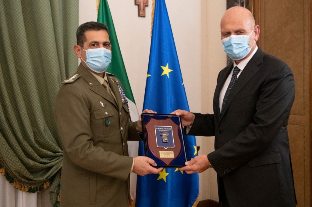 Ricoveri Covid - Da sx il generale Francesco Figliuolo accanto al presidente Fiaso Giovanni Migliore 