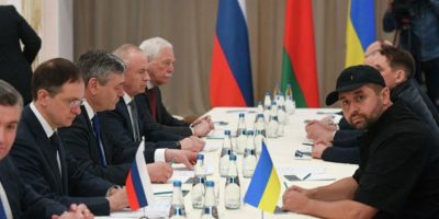 Guerra Ucraina, domani riparte il negoziato, su...