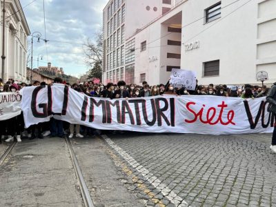 Scuola, gli studenti alzano la voce contro il Governo