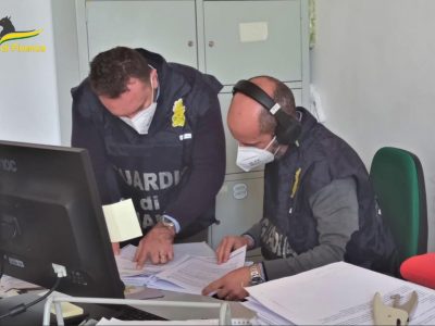 Teramo, irregolarità su appalto per la realizzazione di una scuola