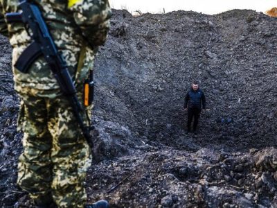 Ucraina, la denuncia di Kiev: bombe al fosforo nella regione di Lugansk