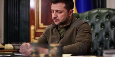 Guerra Ucraina, anche Zelensky alla manifestazi...