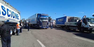 Caro carburante, da lunedì 14 marzo sciopero de...