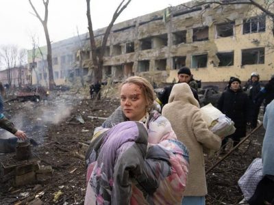 Violato il cessate il fuoco:  bombe sull’ospedale pediatrico di Mariupol