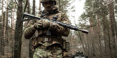 Ucraina, notte di bombardamenti in 19 province