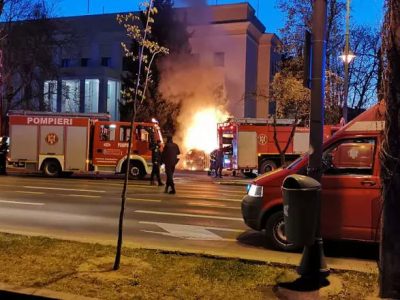 Bucarest, un auto si schianta contro l’ambasciata russa: muore il conducente