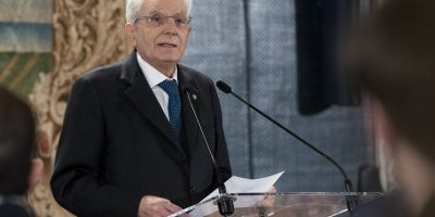 Mattarella: “Ogni guerra è disumana, ferm...