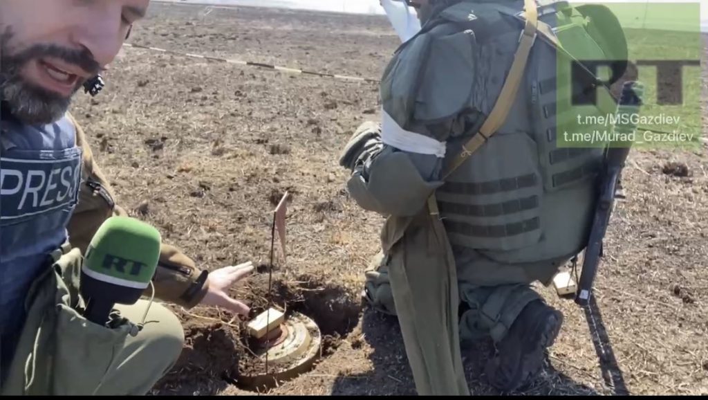 Mattarella mina antiuomo