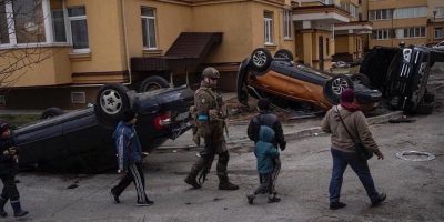 Ucraina, una settimana di coprifuoco a Gostomel...