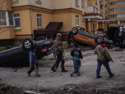 Ucraina, una settimana di coprifuoco a Gostomel per sminare la città