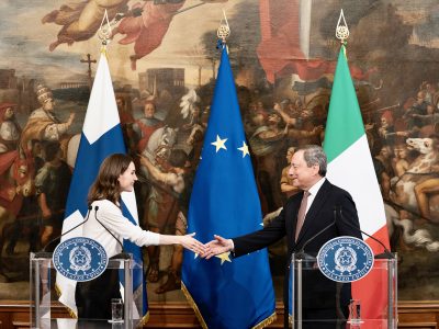 Conte: “Maggioranza non esiste”. Draghi riceve premier Finlandia