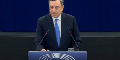 Ucraina, Draghi: “Nessuna equivalenza tra...
