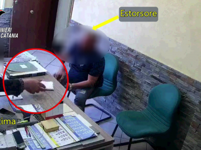 Mafia, costretto a pagare 1,7 milioni di pizzo in 10 anni: arrestate 2 persone