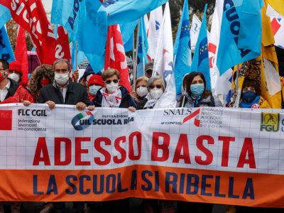 Oggi sciopero nazionale della scuola: “Tradito il Patto siglato nel 2021”