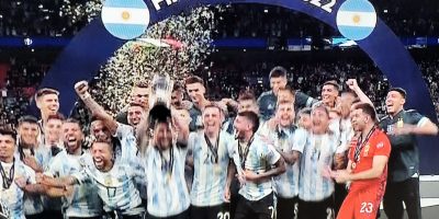 Argentina domina una modesta Italia e vince la Supercoppa di calcio