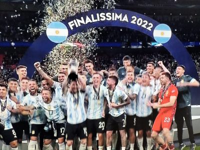 Argentina domina una modesta Italia e vince la Supercoppa di calcio