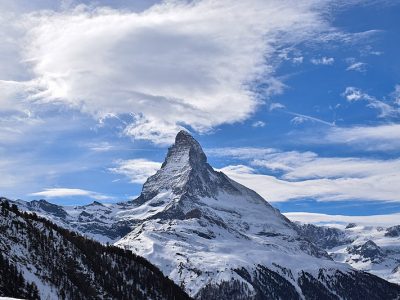 Cervino, morti due alpinisti: i corpi trovati a 3.100 metri di quota