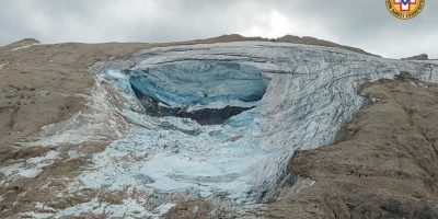 Tragedia Marmolada, riprese le ricerche dei ven...