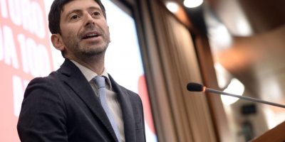 Elezioni, Speranza: “Voto domiciliare per...