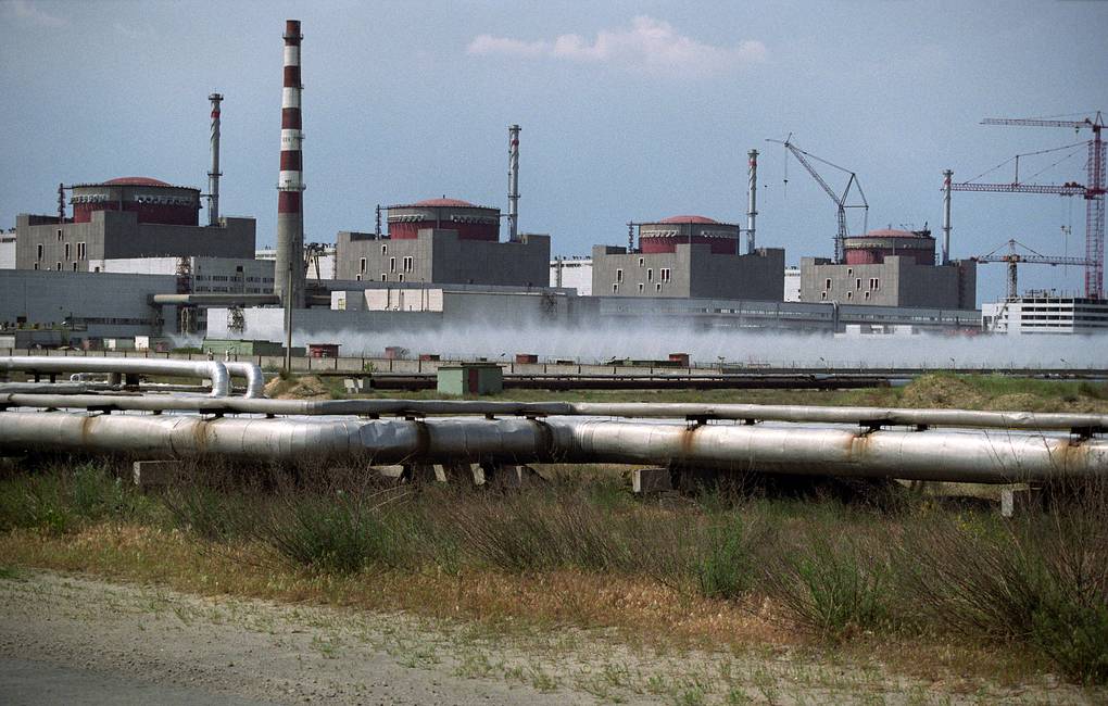 Ucraina, bombe russe nei pressi della centrale nucleare di Zaporizhzhia