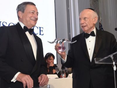 Mario Draghi premiato a New York come ‘Statista dell’anno’