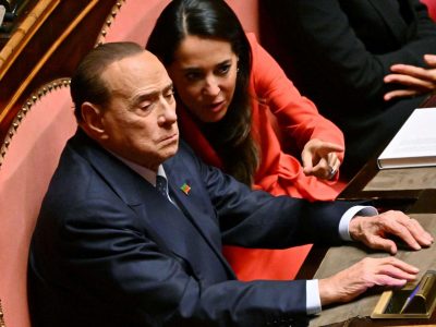 Berlusconi indica Cattaneo e Runzulli come capigruppo di Camera e Senato