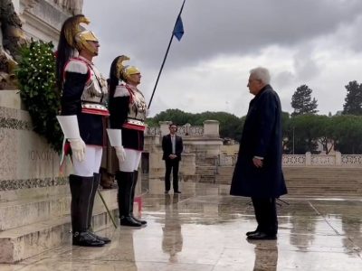 Mattarella sul 4 novembre: “Italia Stato libero grazie alle Forze Armate”