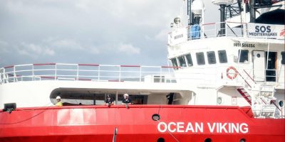 Ocean Viking, la nave è al porto di Tolone: in ...