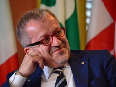 È morto Roberto Maroni: da tempo lottava contro un grave male