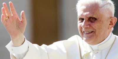 È morto Papa Benedetto XVI, mondo in lutto