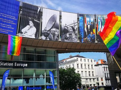 L’Ue favorevole al riconoscimento dei genitori gay in tutti gli Stati membri