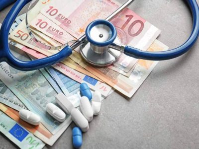 Traffico e contraffazione di medicinali: maxi sequestro e 93 siti oscurati