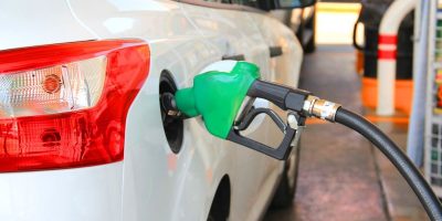 Carburanti, ancora in rialzo i prezzi di benzina e diesel